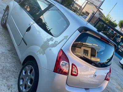 Renault Twingo Tenuta in buono stato Grigio usata Cancello ed Arnone
