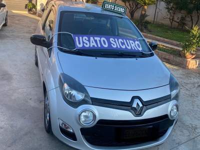 Renault Twingo Tenuta in buono stato Grigio usata Cancello ed Arnone