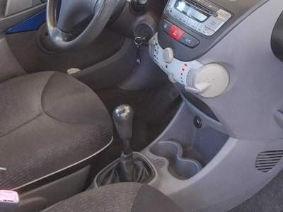 Peugeot 107 peugeot 107 neo patentati Blu/Azzurro usata Cernusco Lombardone