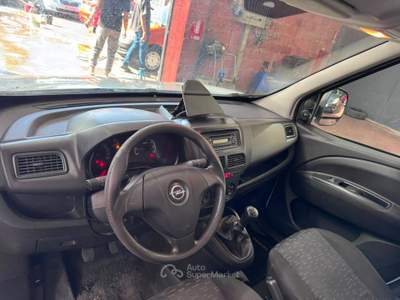 Opel Combo bell combo con soòlo 100000 km usata Cerro al Lambro