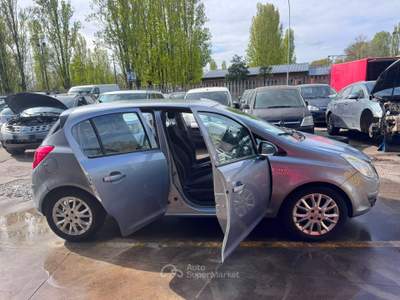 Opel Corsa con solo 100000 km usata Cerro al Lambro