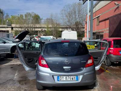 Opel Corsa con solo 100000 km usata Cerro al Lambro