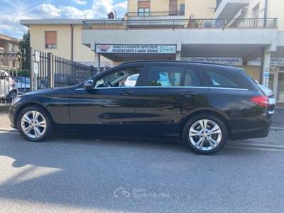 Mercedes-Benz Classe C MERCEDES BENZ 220 D Nero usata Figline e Incisa Valdarno