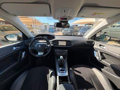 Peugeot 308 Peugeot 308 BLUEHDI 120 SES GT LINE (88 KW) usata Terlizzi