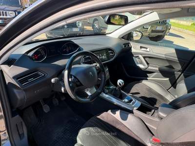 Peugeot 308 Peugeot 308 BLUEHDI 120 SES GT LINE (88 KW) usata Terlizzi