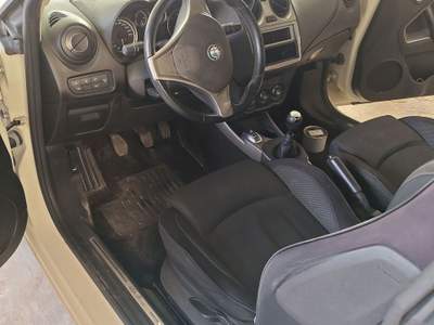 Alfa Romeo MiTo auto per neopatentati e non Bianco usata Perosa Argentina