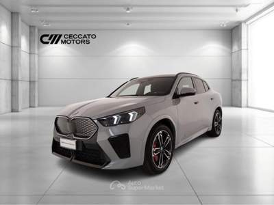 BMW iX2 30 MSport Pro xDrive Grigio usata Padova