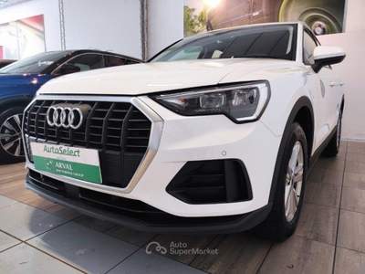 Audi Q3  - q3 45 tfsi e s tronic business Bianco usata LEGNANO