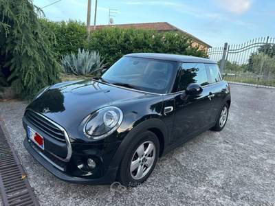 MINI One nera - navi Nero usata Avellino
