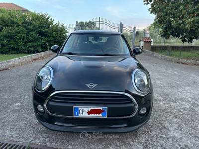 MINI One nera - navi Nero usata Avellino