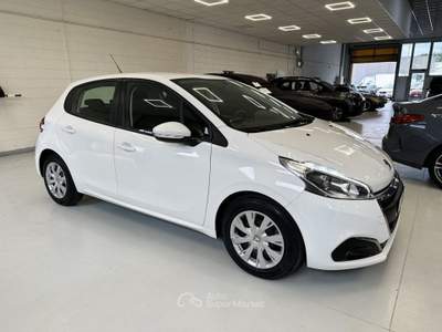 Peugeot 208 1.2 PureTech Active Bianco usata Moncalieri