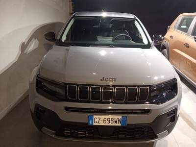 Jeep Avenger Avenger 1.2 Turbo 110 CV e-Hybrid Summit Bianco usata RENDE