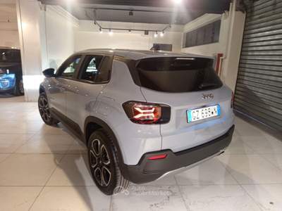 Jeep Avenger Avenger 1.2 Turbo 110 CV e-Hybrid Summit Bianco usata RENDE