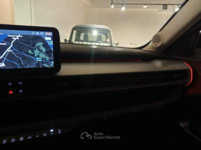 Jeep Avenger Avenger 1.2 Turbo 110 CV e-Hybrid Summit Bianco usata RENDE
