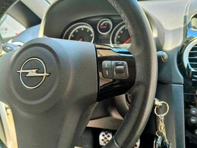Opel Corsa Solo 57000 km, tenuta sempre in box. Bianco usata Orbassano