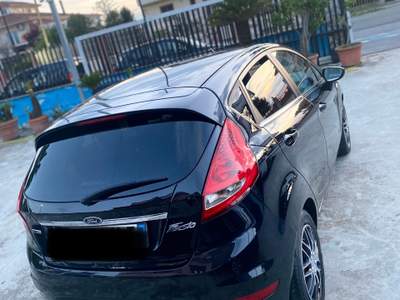 Ford Fiesta tenuta in buono stato Nero usata Cancello ed Arnone