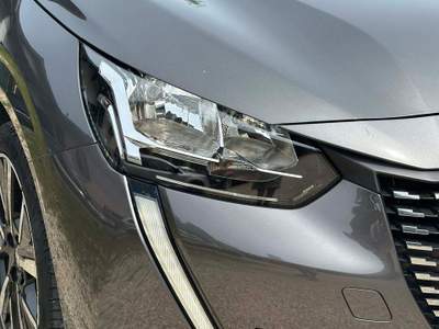 Peugeot 208 100 5P AUTOMATICA ALLURE NAVI 3D COCKP usata Odolo