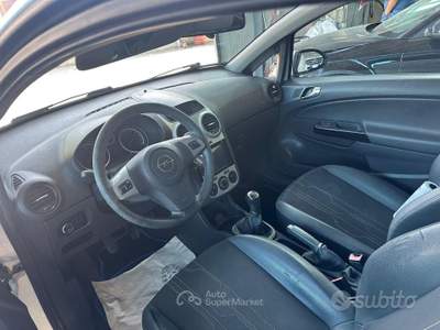 Opel Corsa porte Edition usata POVIGLIO