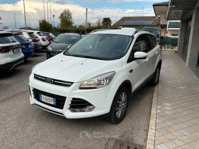 Ford Kuga 2.0 Diesel 4x4 Gancio Traino Neopatentat usata Chiarano