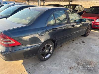 Mercedes-Benz Classe C C 220 CDI cat Classic usata Livorno