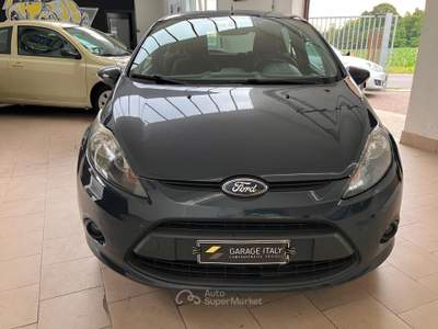 Ford Fiesta 5 porte NEOPATENTATI EURO5 usata Bulgarograsso