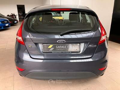 Ford Fiesta 5 porte NEOPATENTATI EURO5 usata Bulgarograsso