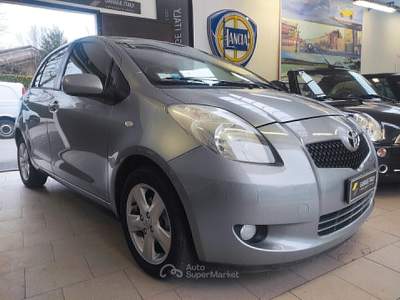 Toyota Yaris 5 porte Sol usata Bulgarograsso