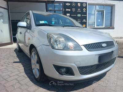 Ford Fiesta 5p. Titanium usata Bulgarograsso