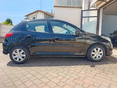 Peugeot 206 PLUS 5P 1.1 X-LINE NEOPATENTATI usata Bulgarograsso
