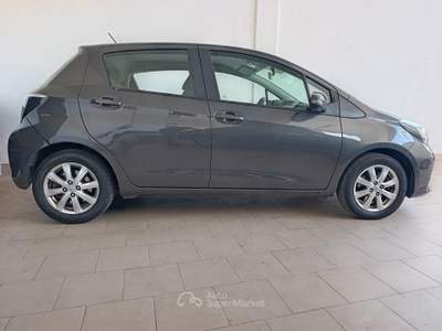 Toyota Yaris 5 porte Lounge Più NEOPATE usata Bulgarograsso