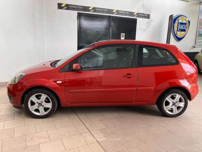 Ford Fiesta 3p. Titanium NEOPATENTATI Marrone usata Bulgarograsso