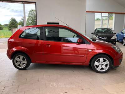 Ford Fiesta 3p. Titanium NEOPATENTATI Marrone usata Bulgarograsso