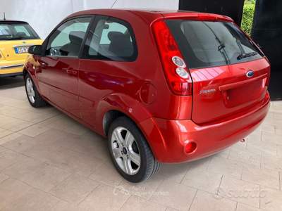 Ford Fiesta 3p. Titanium NEOPATENTATI Marrone usata Bulgarograsso
