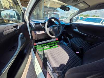 Toyota iQ Multidrive usata Pompei