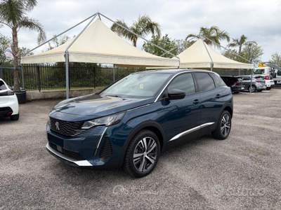 Peugeot 3008 S&S EAT8 Allure Pack usata SESSA AURUNCA