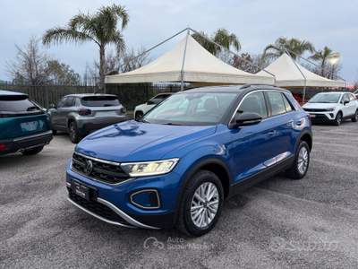 Volkswagen T-Roc SCR Style usata SESSA AURUNCA