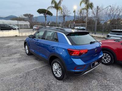 Volkswagen T-Roc SCR Style usata SESSA AURUNCA