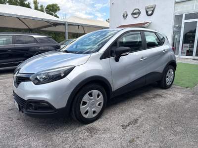 Renault Captur Captur TCe 12V 90 CV S&S Energy Life Grigio usata Mesagne