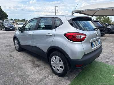 Renault Captur Captur TCe 12V 90 CV S&S Energy Life Grigio usata Mesagne