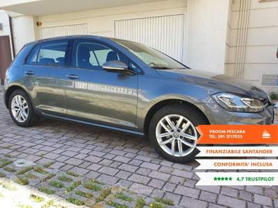 Volkswagen Golf Golf 2.0 TDI DSG 5p. Business BlueMotion Technology Grigio usata Pescara