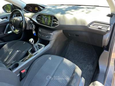 Peugeot 308 S&S SW Allure usata Pieve di Cento