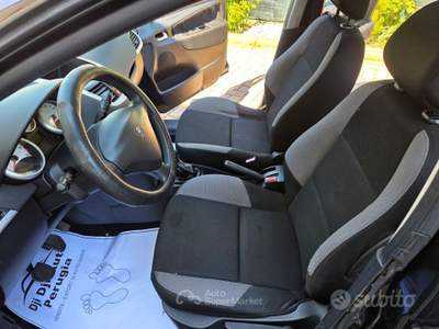 Peugeot 207 5p. X Line Mix usata Corciano