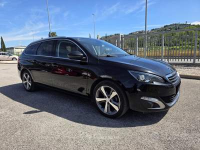 Peugeot 308 S&S EAT6 SW Allure usata Corciano