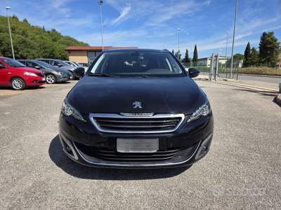 Peugeot 308 S&S EAT6 SW Allure usata Corciano