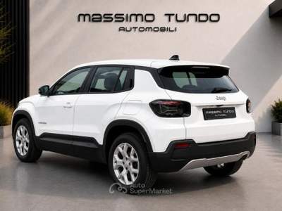 Jeep Avenger 1.2 Turbo 100 CV Altitude Bianco usata Casarano