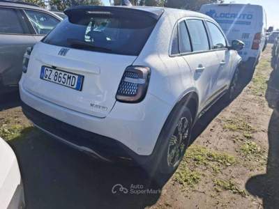 Fiat 600 600 IV 2023 1.2 hybrid POP 145cv auto Bianco usata Albano Laziale