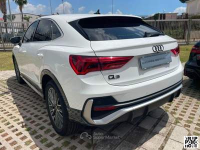 Audi Q3 Q3 SPB 35 TDI S tronic S line edition Bianco usata Afragola