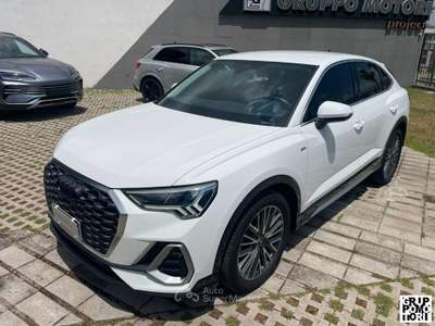 Audi Q3 Q3 SPB 35 TDI S tronic S line edition Bianco usata Afragola