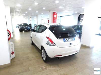 Lancia Ypsilon 1.0 FireFly 5p.S&S Hybryd Gold Bianco usata Isola del Liri