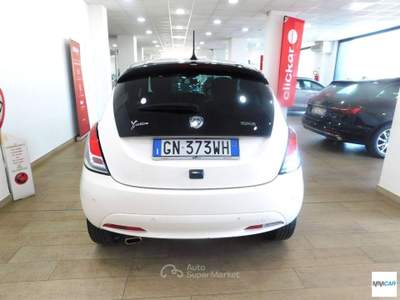 Lancia Ypsilon 1.0 FireFly 5p.S&S Hybryd Gold Bianco usata Isola del Liri